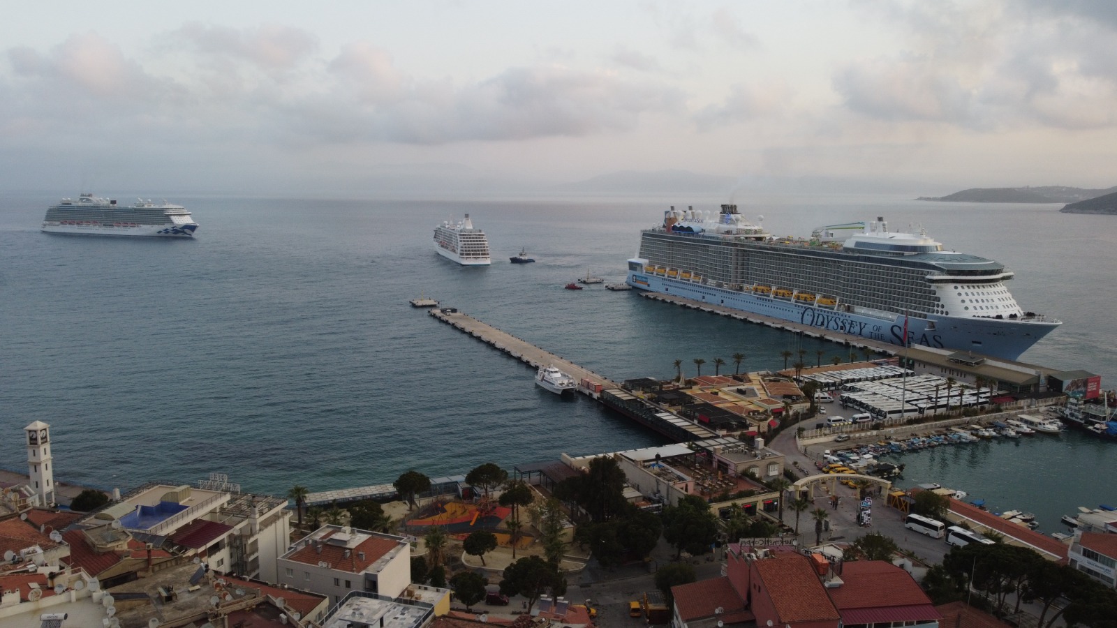 Ege Port Kusadasi Hosted The Largest Cruise Ship To Come To Turkey