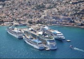 University of Florida Students Admire the Success of Ege Port